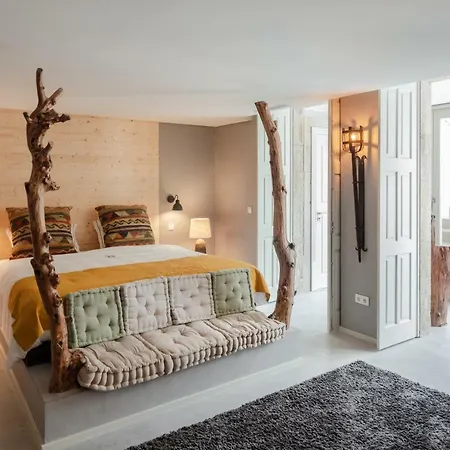 Deluxe Apartment *